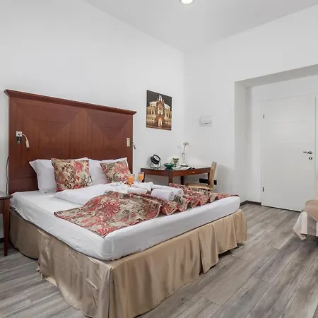 Continentale Apartman *