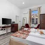 Continentale Apartmán *