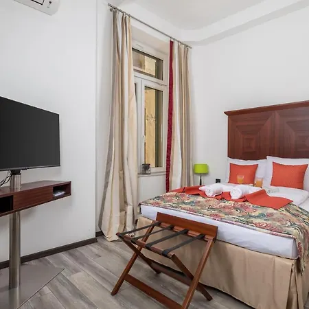Apartment Continentale